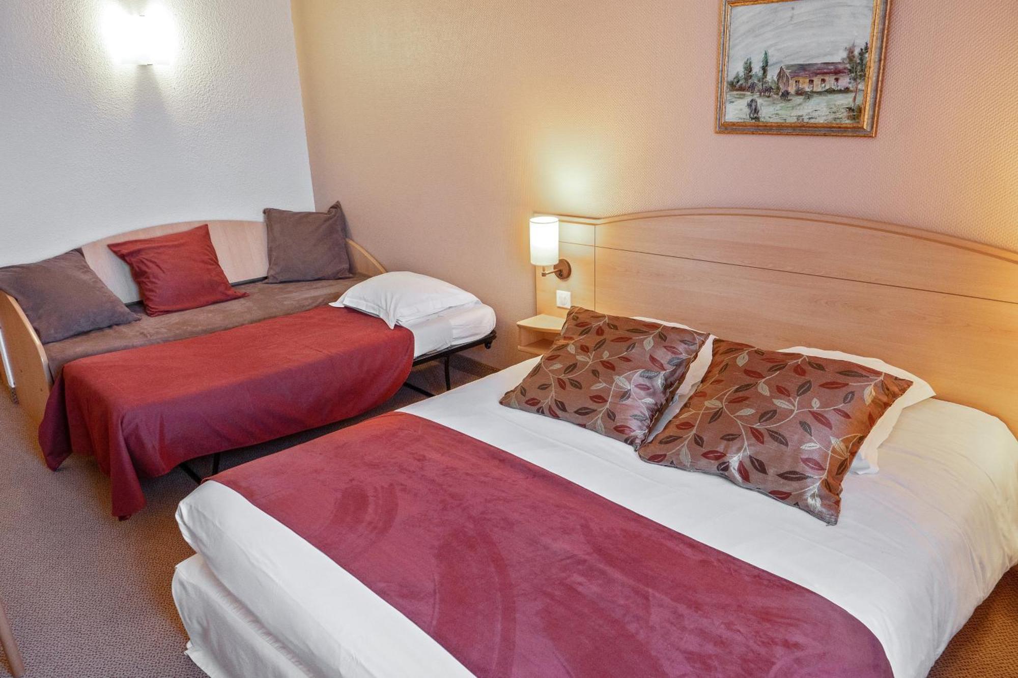 Brit Hotel Шатодён Экстерьер фото